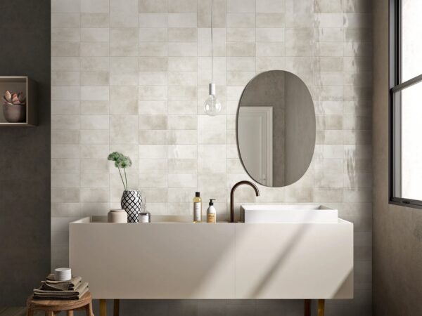 Krema Bloc and Bar Vanilla Gloss Wall Tile